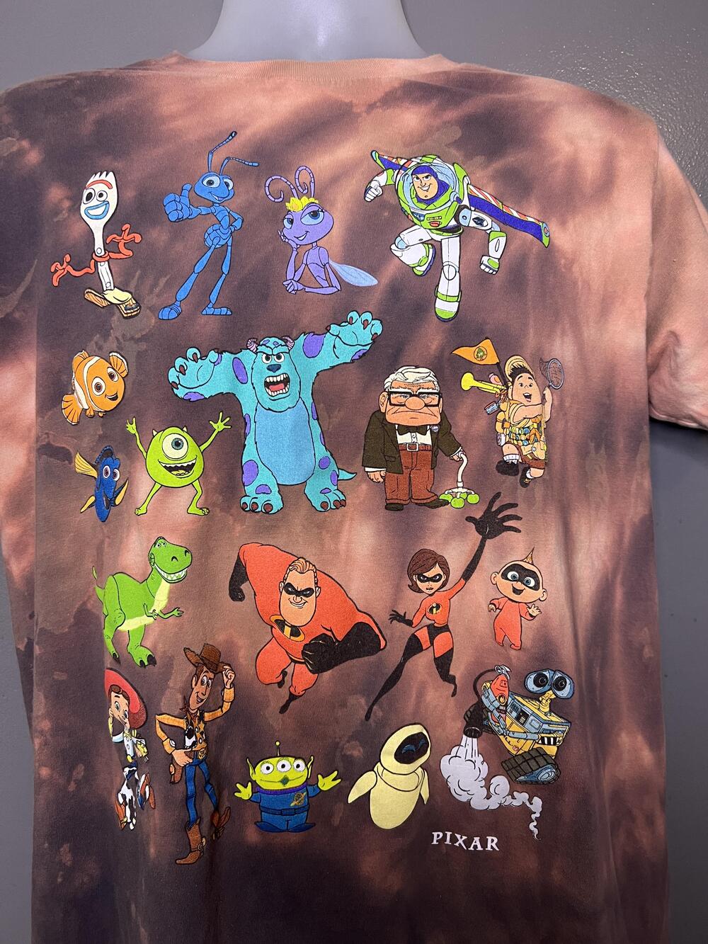 Pixar Shirt Mens Large Brown Tie Dye All Over Characters Graphic Tee Disney